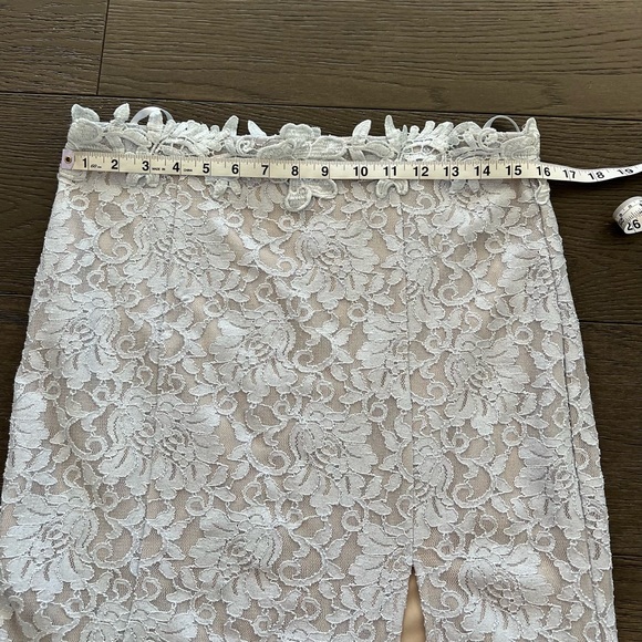 Juniors Sequin Hearts Two-Piece Lace Off-Shoulder Gown-Glitter Sz 13 - Picture 4 of 14